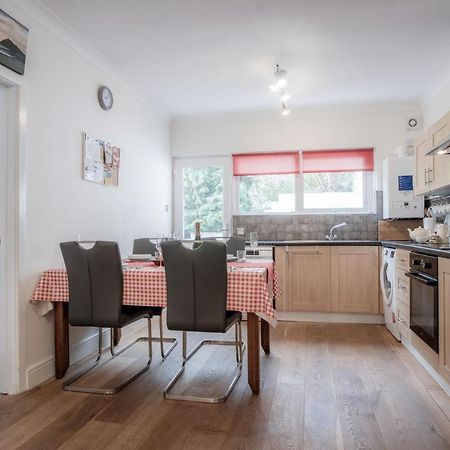Glenvale - 2 Bedroom Apartment - Сондерсфут Екстер'єр фото