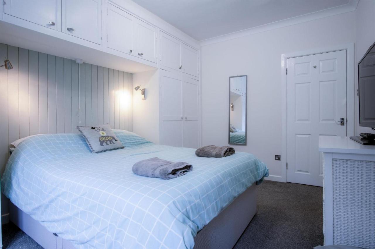 Glenvale - 2 Bedroom Apartment - Сондерсфут Екстер'єр фото